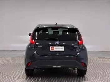 Toyota Aqua 2025 photo 5