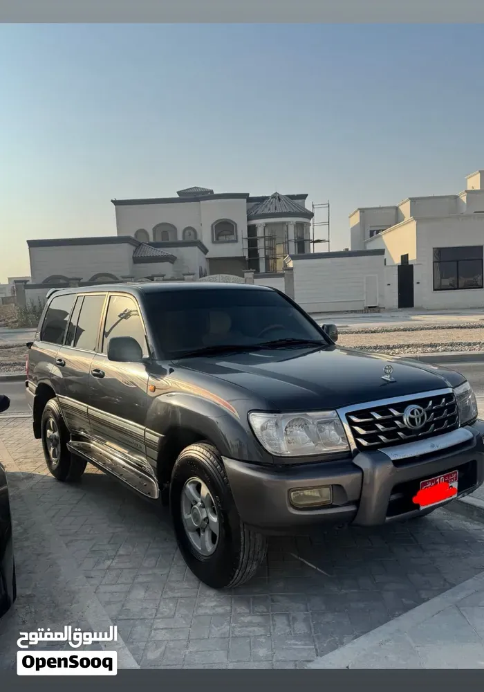 Toyota Land Cruiser