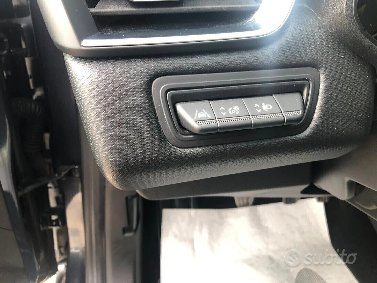 Renault Clio 2022 photo 4