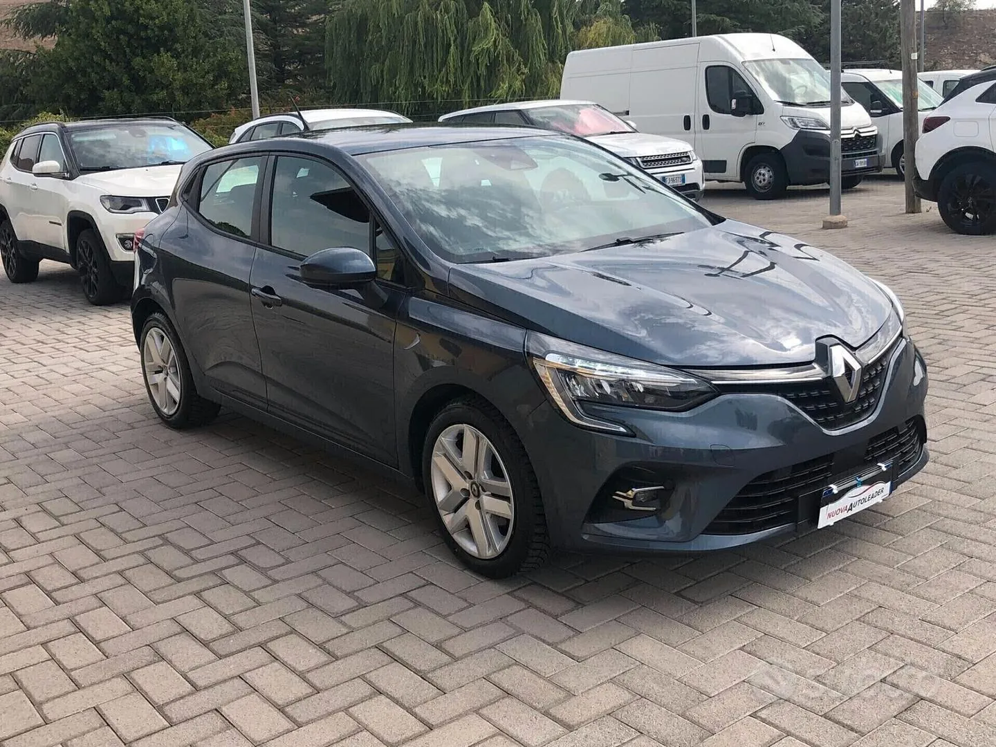 Renault Clio 2022 photo 2