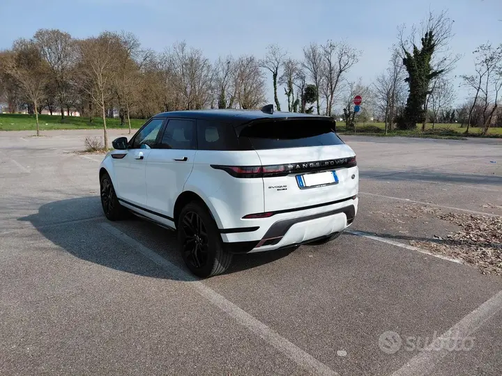 Land Rover Evoque 2019 photo 4