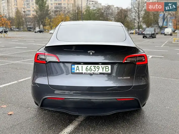 Tesla Model Y 2022 photo 4