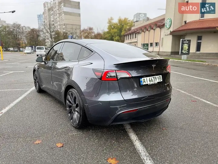 Tesla Model Y 2022 photo 3