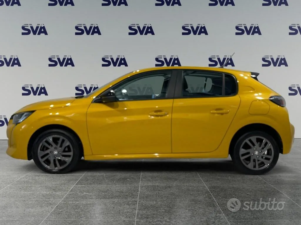 Peugeot 208 2022 photo 3