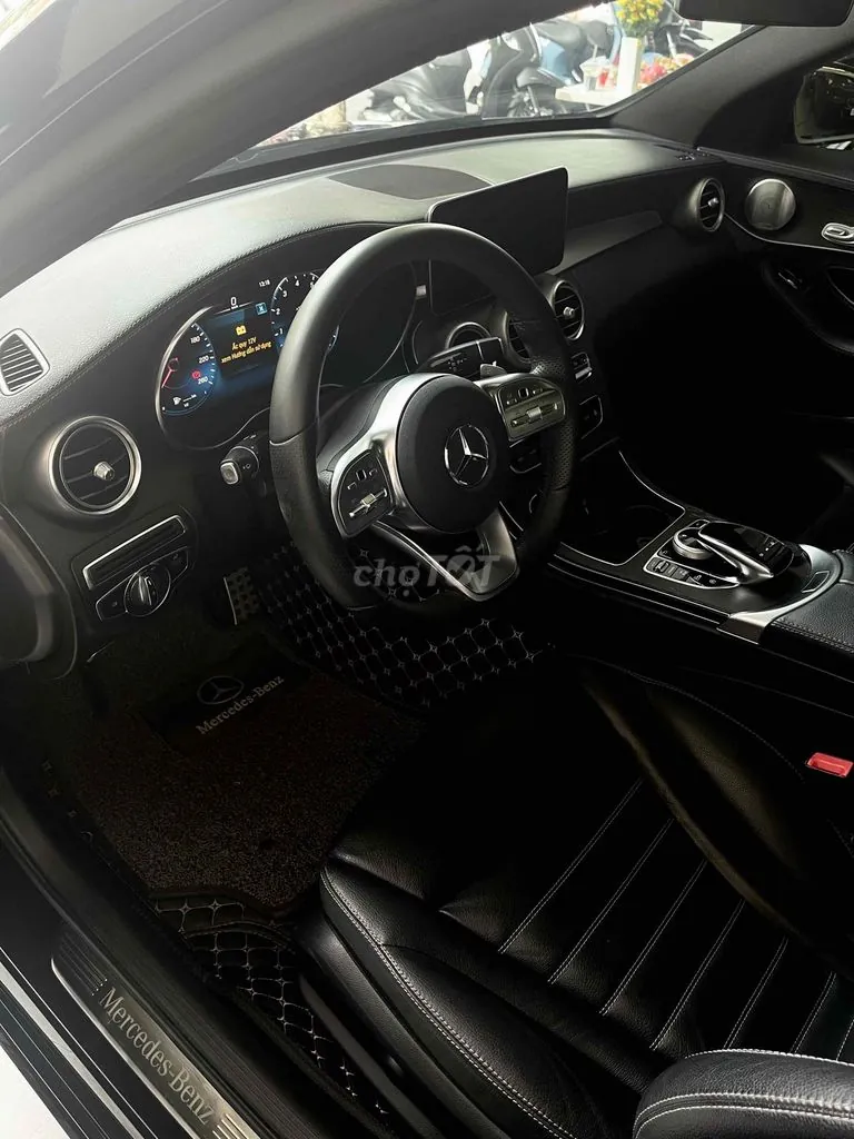 Mercedes-Benz C-Class 2020 photo 5