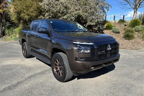 Mitsubishi Triton
