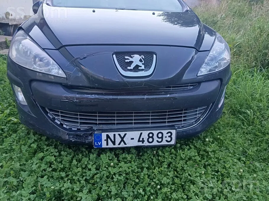 Peugeot 308 2011 photo 2