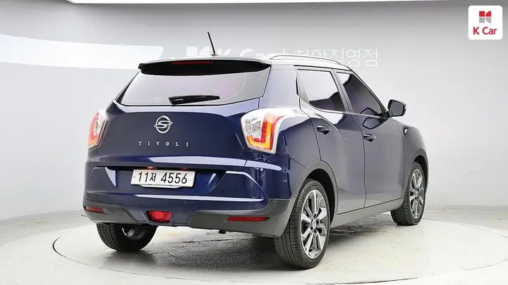 KG Mobility Tivoli 2016 photo 2