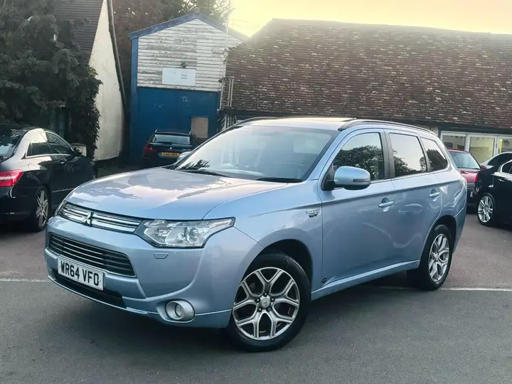 Mitsubishi Outlander 2014 photo 3