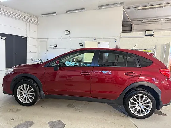 Subaru Xv 2012 photo 4