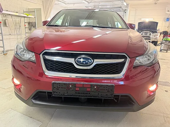 Subaru Xv 2012 photo 2