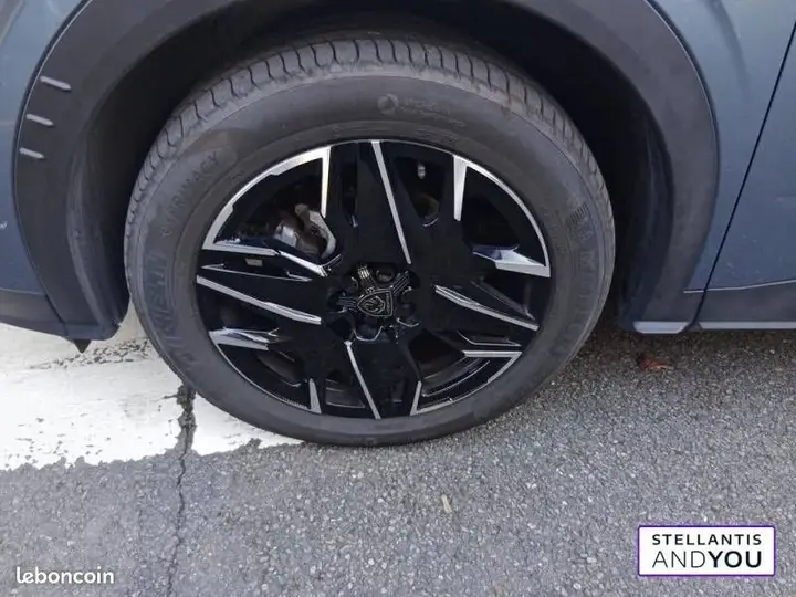 Peugeot 3008 2025 photo 5