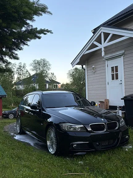 BMW 325D 2009 photo 4