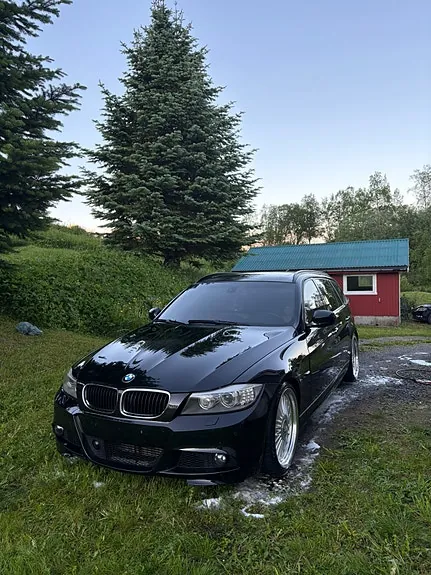 BMW 325D 2009 photo 3
