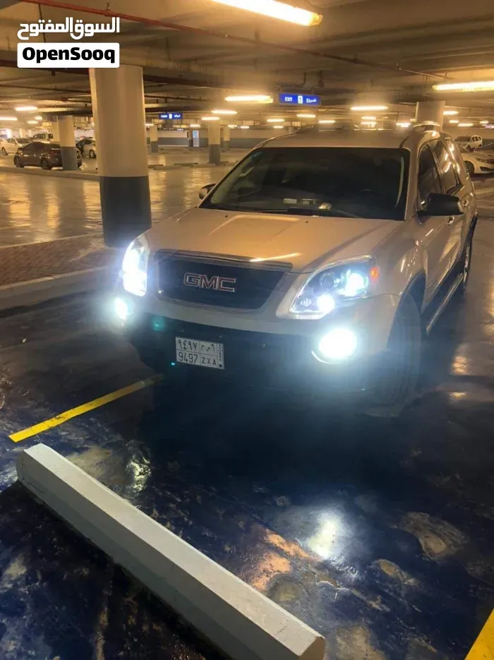 GMC Acadia
