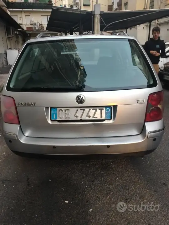Volkswagen Passat 2003 photo 5