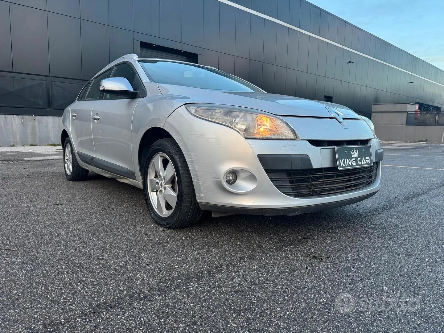 Renault Megane 2010 photo 2