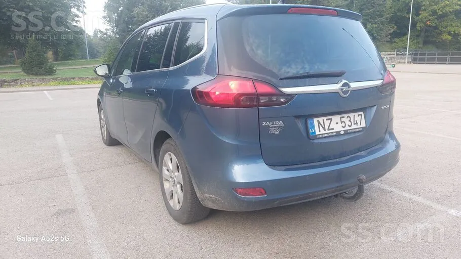 Opel Zafira 2013 photo 4