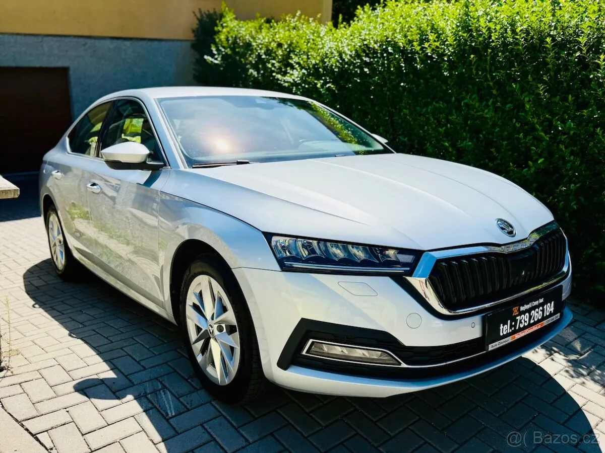Skoda Octavia 2021 photo 3