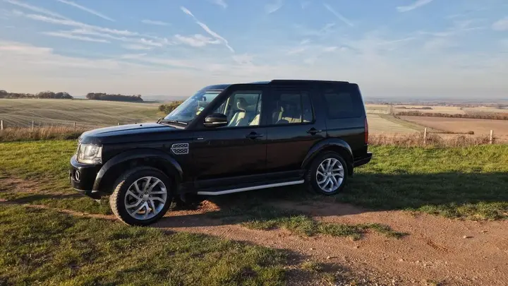 Land Rover Discovery 4 2015 photo 2