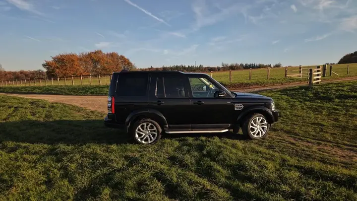 Land Rover Discovery 4 2015 photo 3