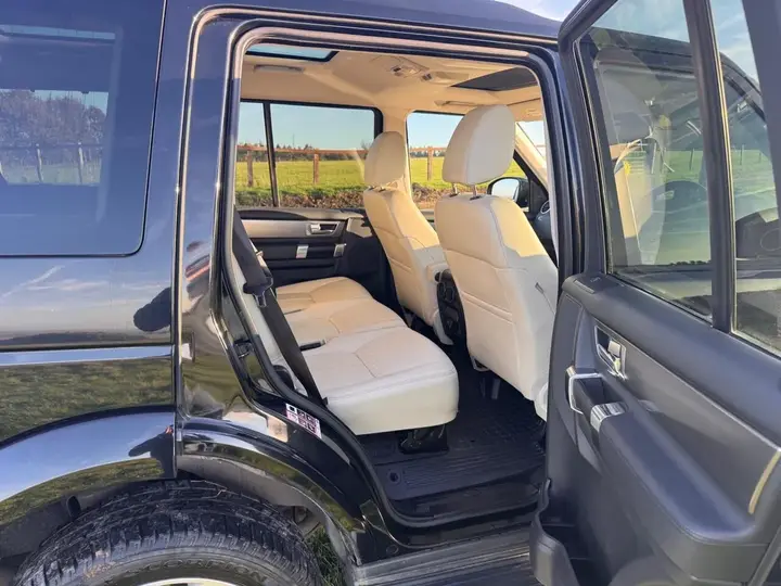 Land Rover Discovery 4 2015 photo 5