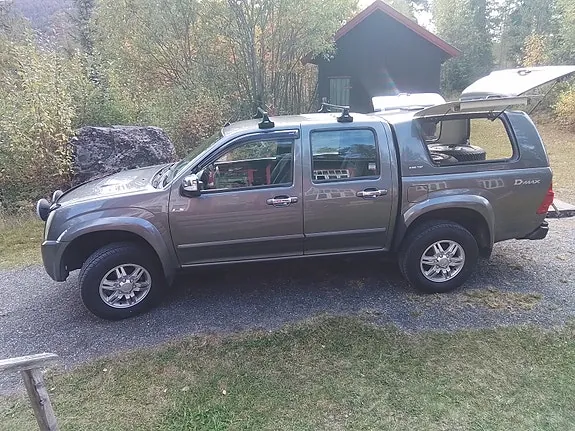 Isuzu D-Max