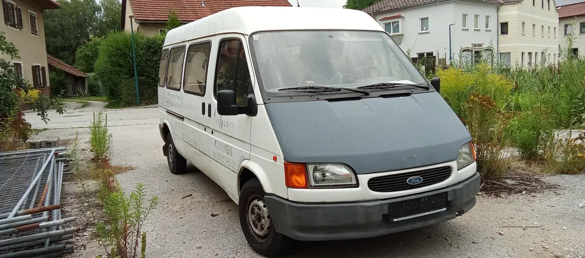 Ford Transit 1992 photo 3
