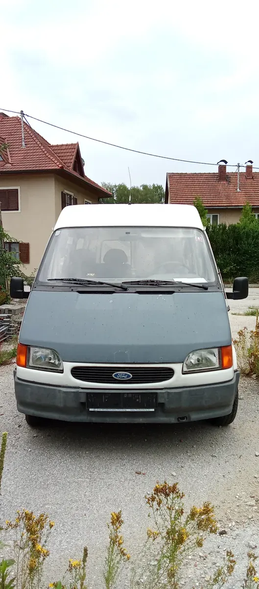 Ford Transit 1992 photo 2