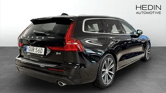 Volvo V60 2021 photo 2