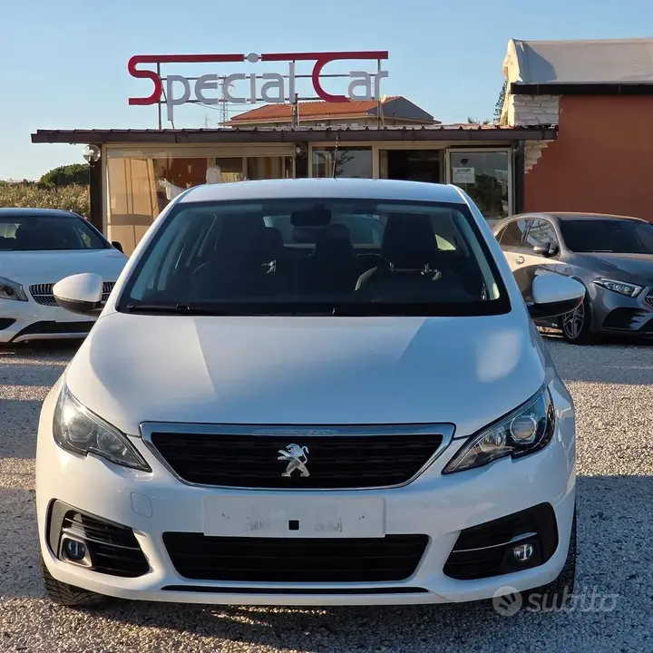 Peugeot 308 2026 photo 2