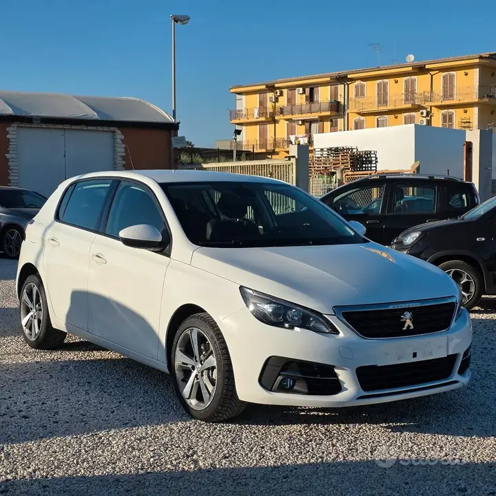 Peugeot 308 2026 photo 3