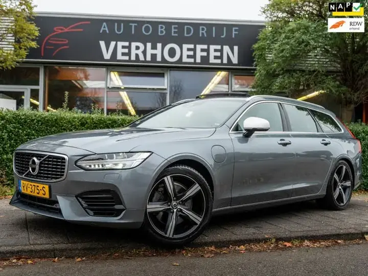 Volvo V90