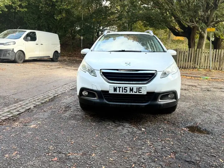 Peugeot 2008 2015 photo 4