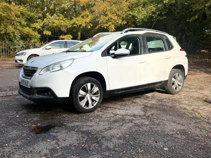 Peugeot 2008 2015 photo 5