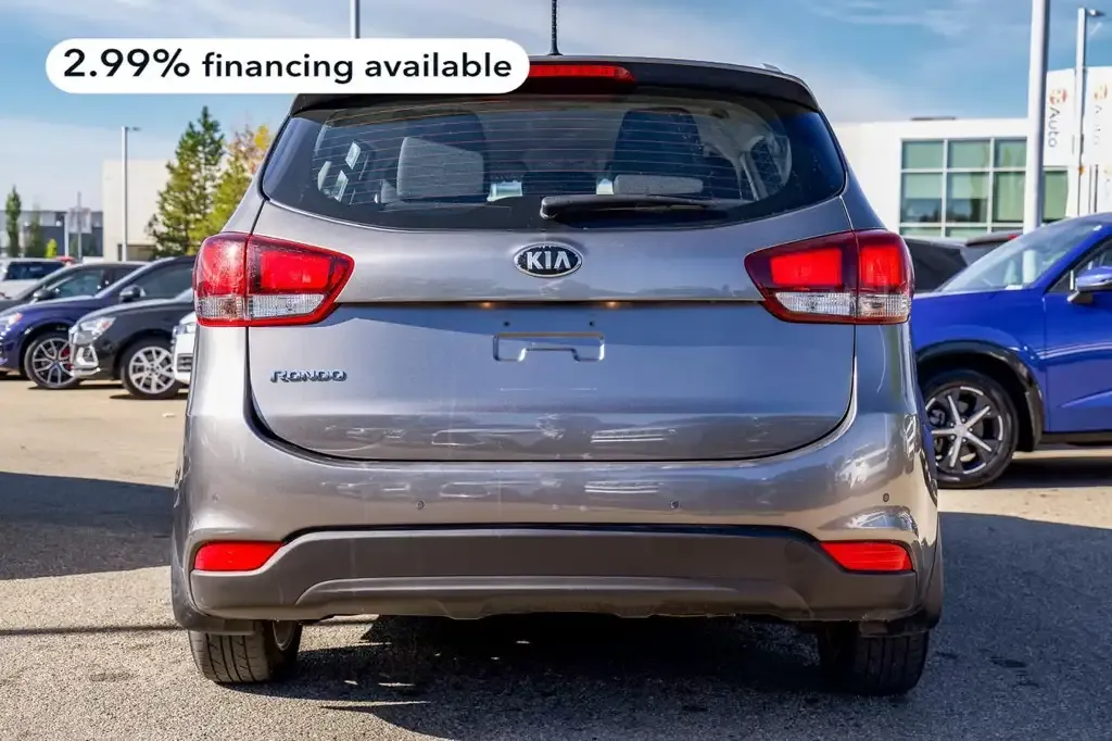 Kia Rondo 2017 photo 3