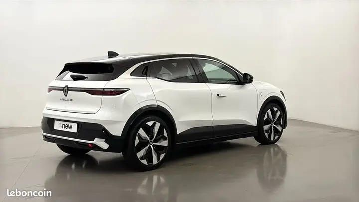Renault Megane 2022 photo 2