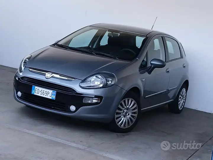 Fiat Punto Evo 2011 photo 5