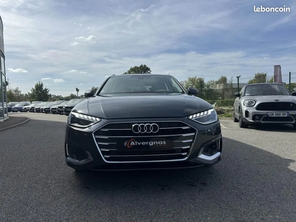 Audi A4 2024 photo 2