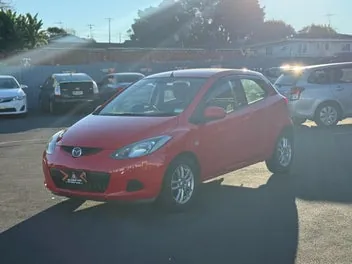 Mazda Demio 2010 photo 4