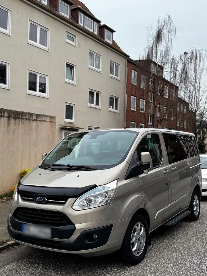 Ford Tourneo Custom