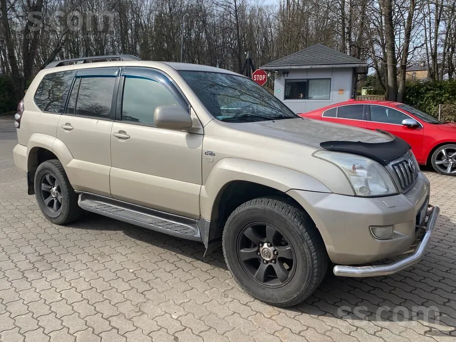 Toyota Land Cruiser 2006 photo 2