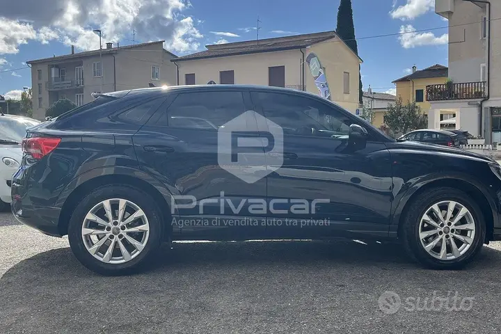 Audi Q3 2020 photo 4