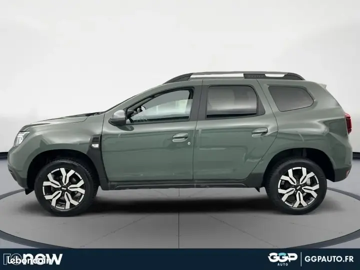 Dacia Duster 2023 photo 2