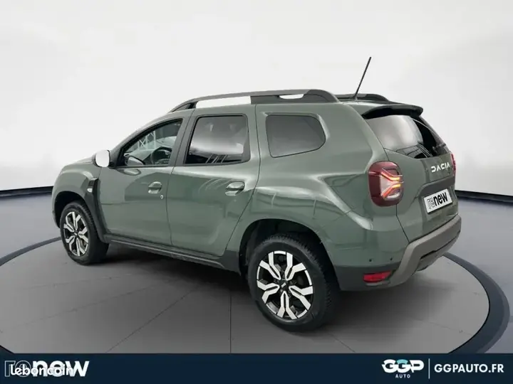 Dacia Duster 2023 photo 3