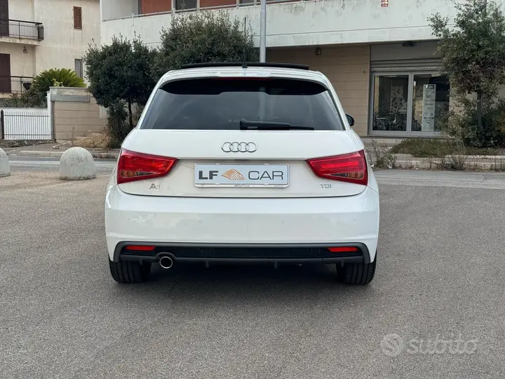 Audi A1 2016 photo 5