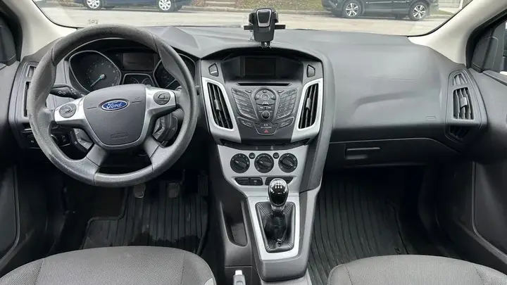 Ford Focus 2013 photo 5