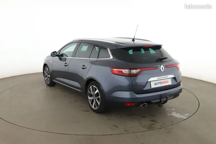 Renault Megane 2017 photo 2