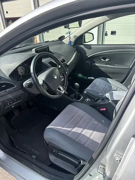 Renault Megane Iii 2014 photo 2