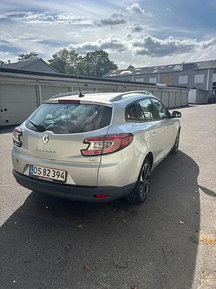 Renault Megane Iii 2014 photo 3